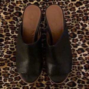 Old Navy heeled mule